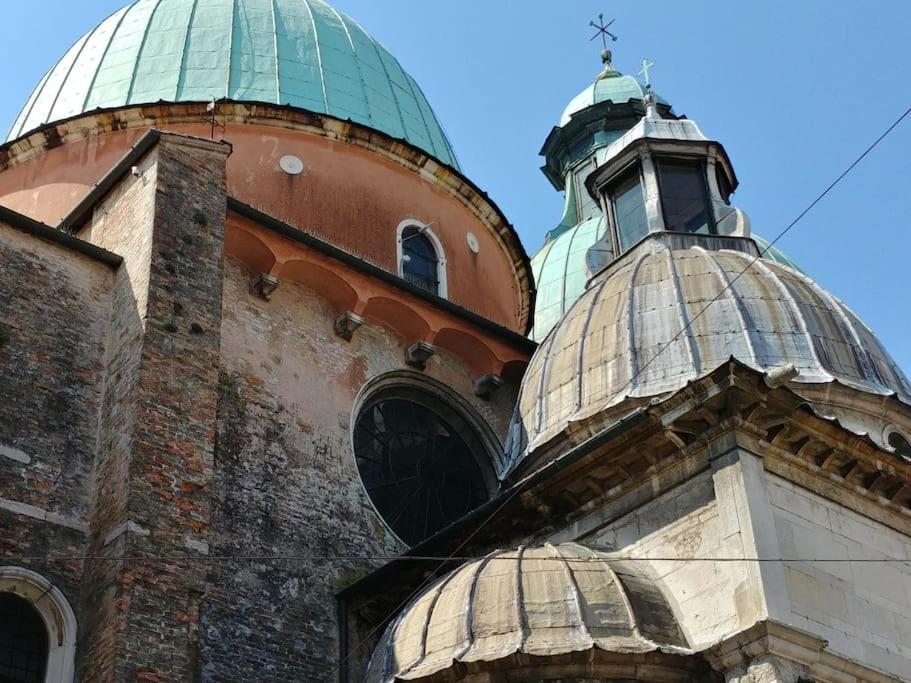 Ferienwohnung Ampi Spazi, A Piedi In Centro. Treviso Exterior foto