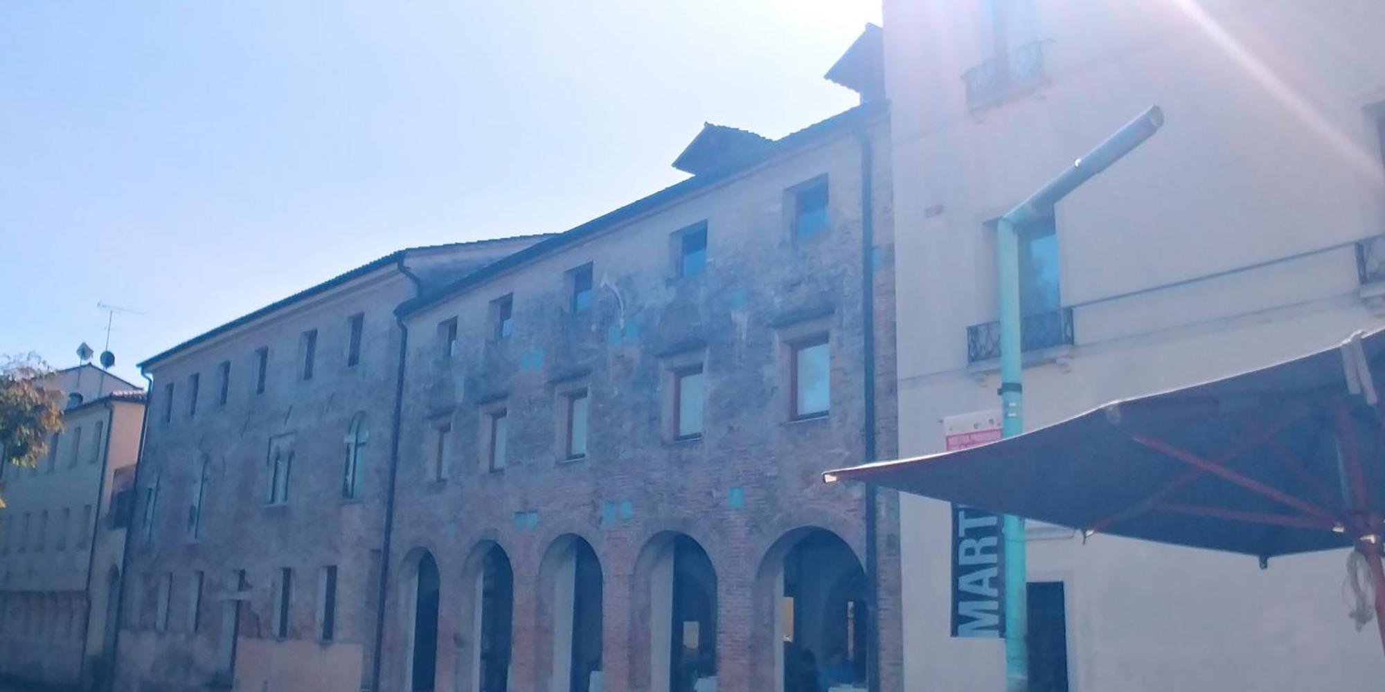 Ferienwohnung Ampi Spazi, A Piedi In Centro. Treviso Exterior foto